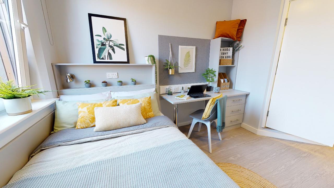 Room Pitfield Street in Greater London