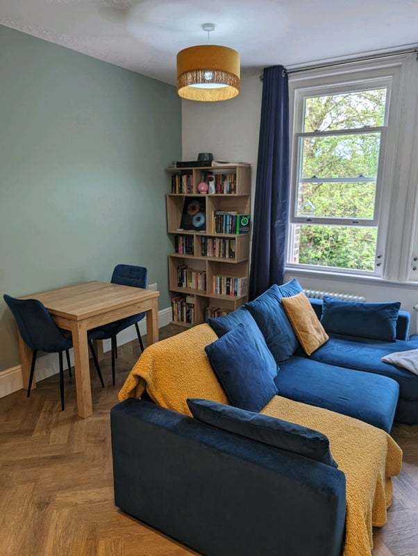 Room Carlton Drive in Greater London