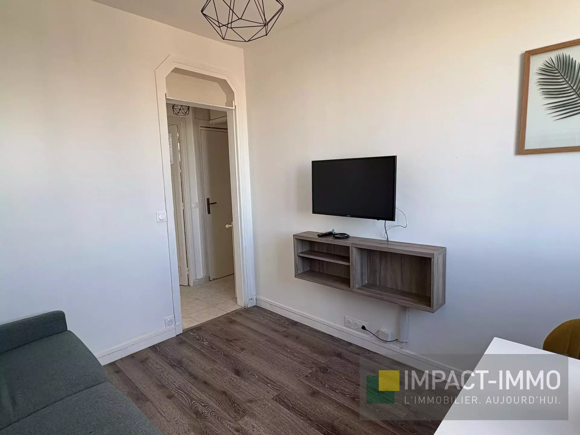 Flat Rue d'Alsace in Clichy