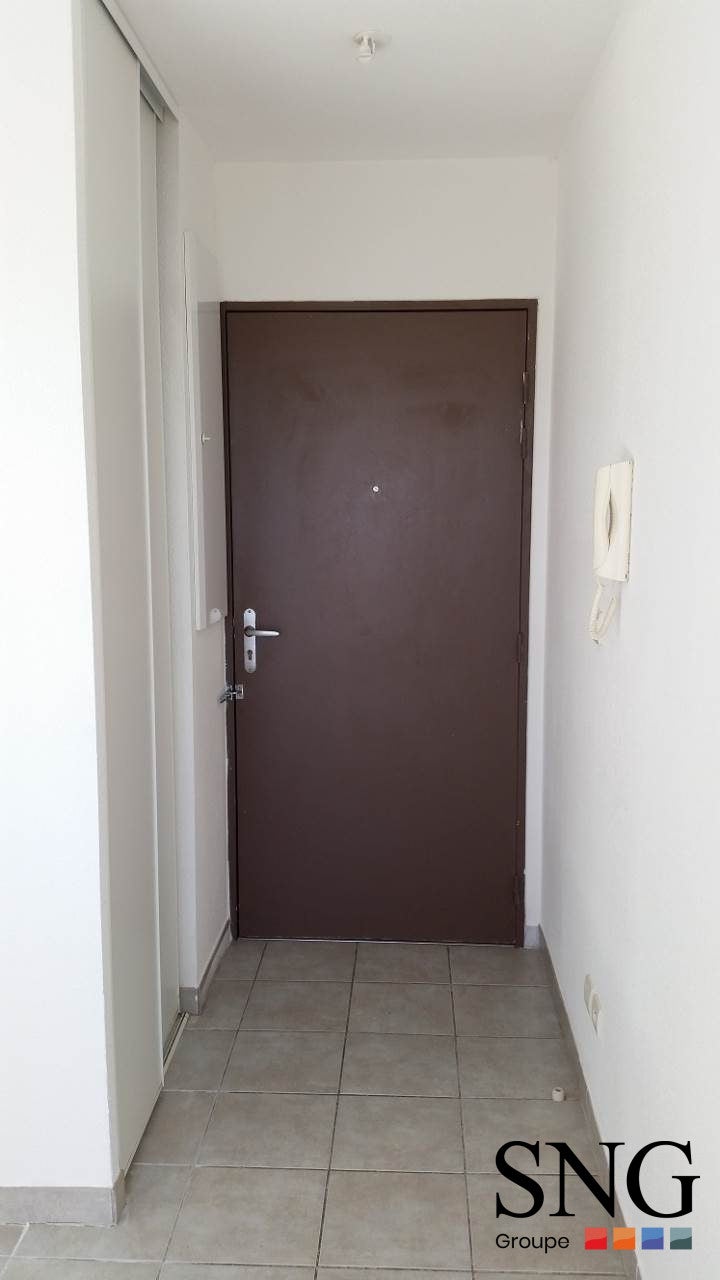 Appartement Rue des Hirondelles à Le Pontet