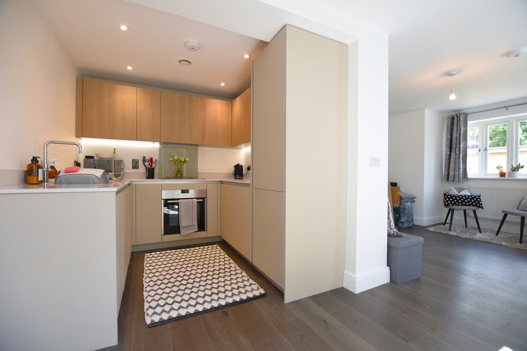 Flat Thomas Barnardo Way in Greater London
