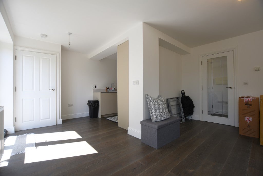 Flat Thomas Barnardo Way in Greater London