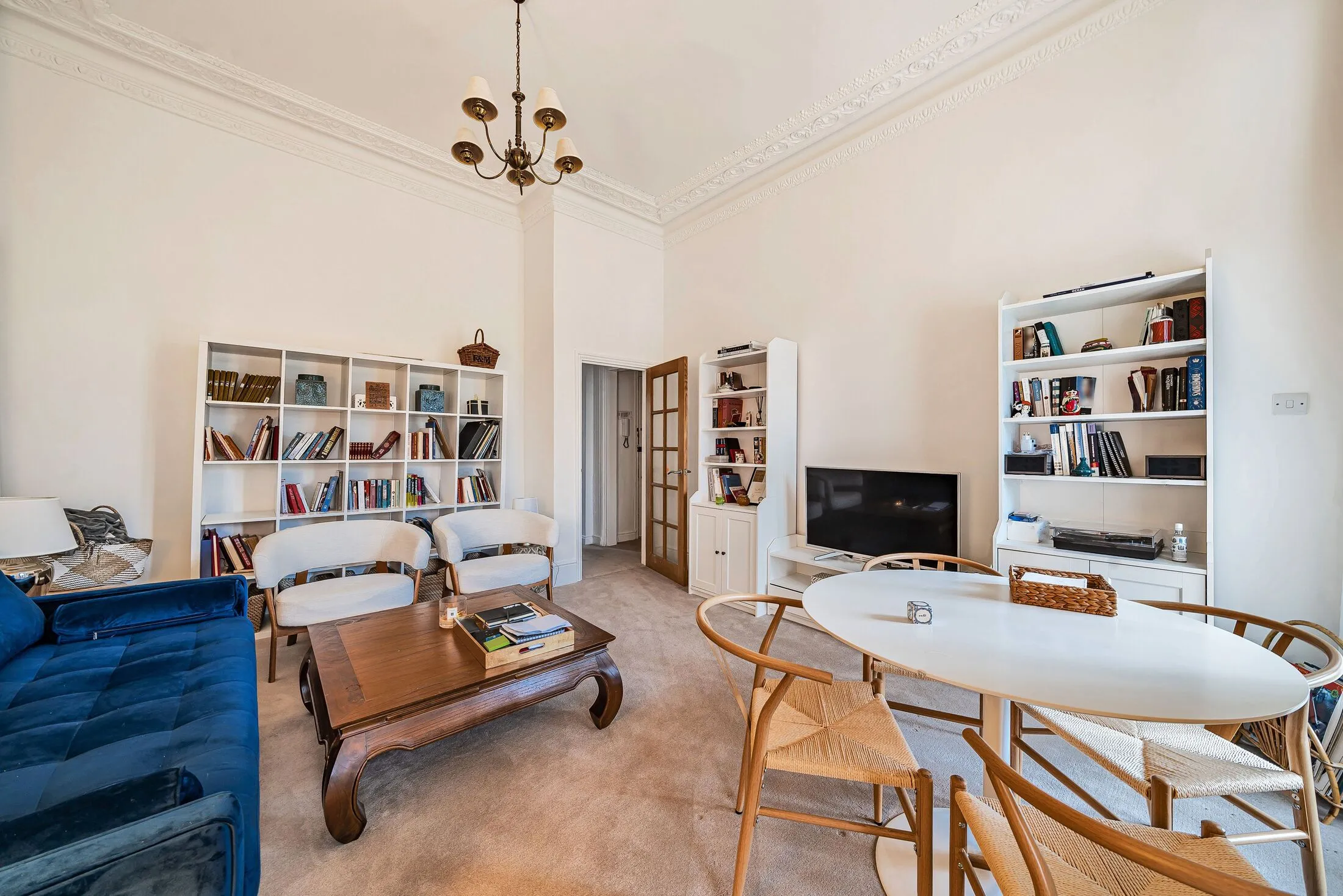 Flat Warwick Road in Greater London