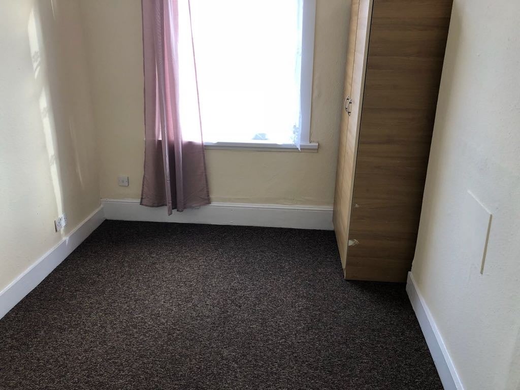Flat High Road Leytonstone in Greater London