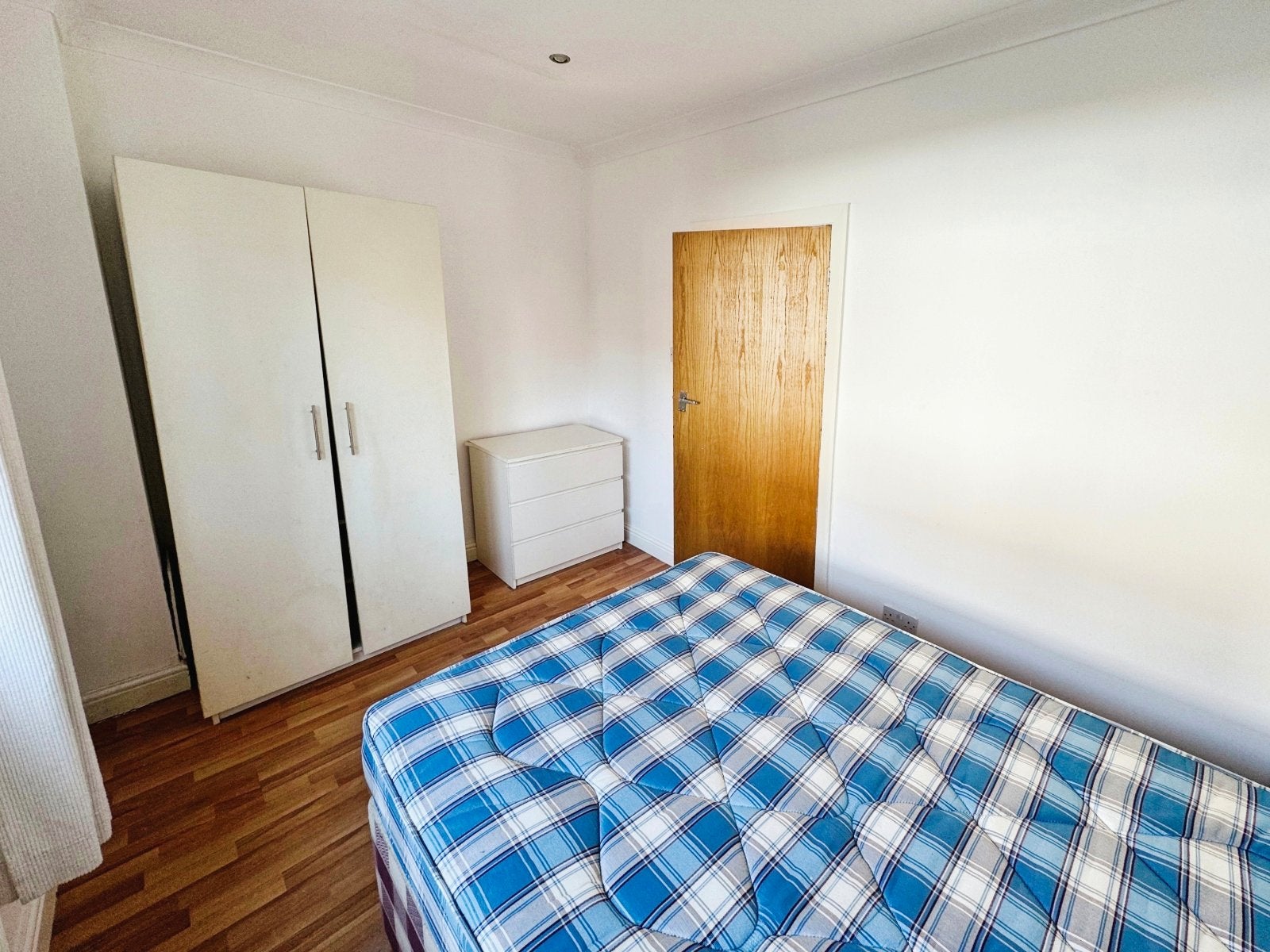 Flat Wilmslow Road in Manchester