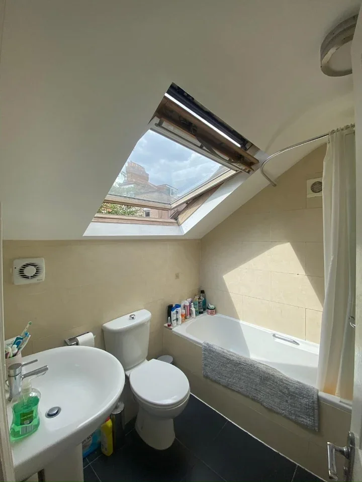 Room Fontenoy Road in Greater London