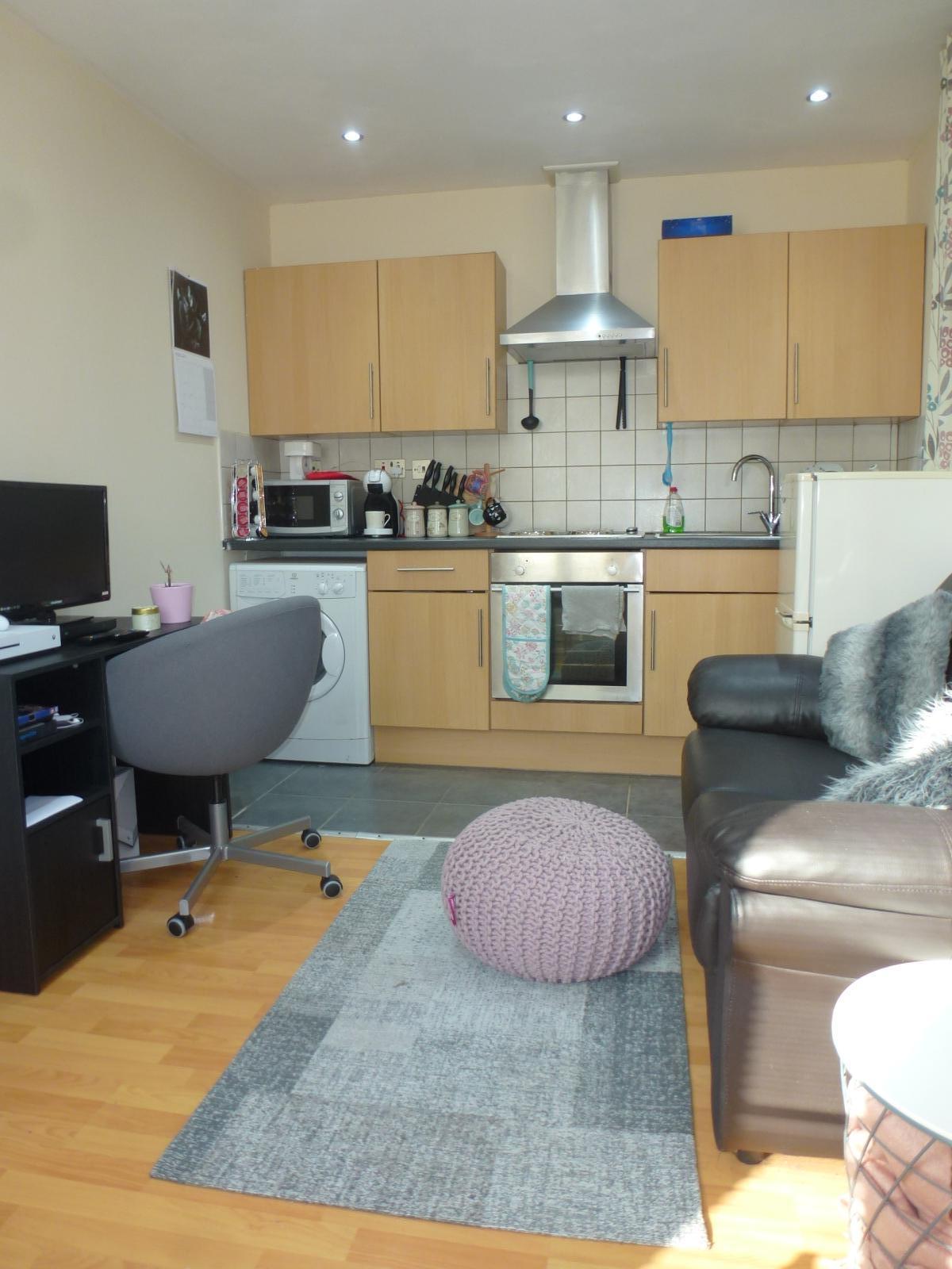 Flat Robert Street in Cardiff