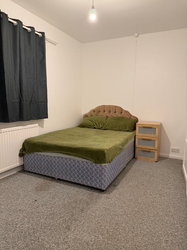Room Corwen Crescent in Cardiff