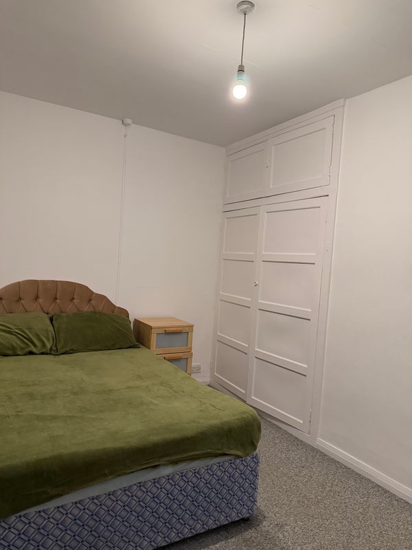 Room Corwen Crescent in Cardiff