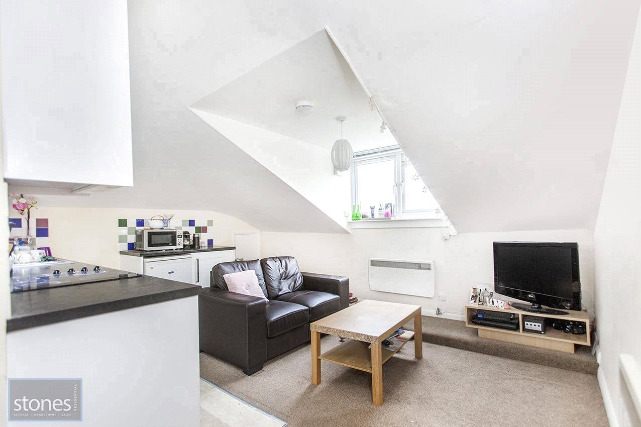 Flat Fellows Road in Greater London
