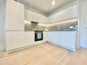 Flat Royal Crest Avenue in Greater London