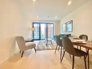 Flat Royal Crest Avenue in Greater London