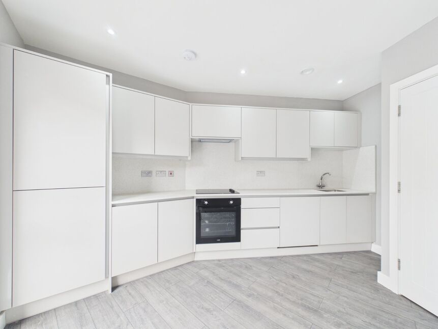 Flat King Edward's Road in Greater London