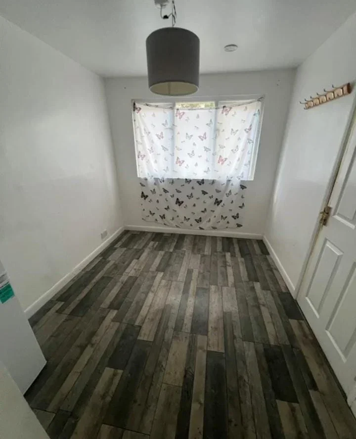 Room Abbots Road in Greater London