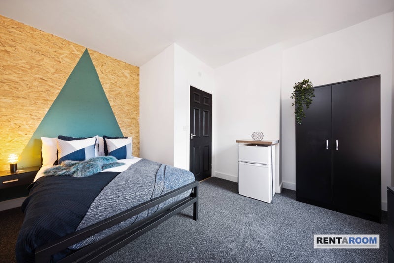 Room Heath End Road in Nuneaton and Bedworth