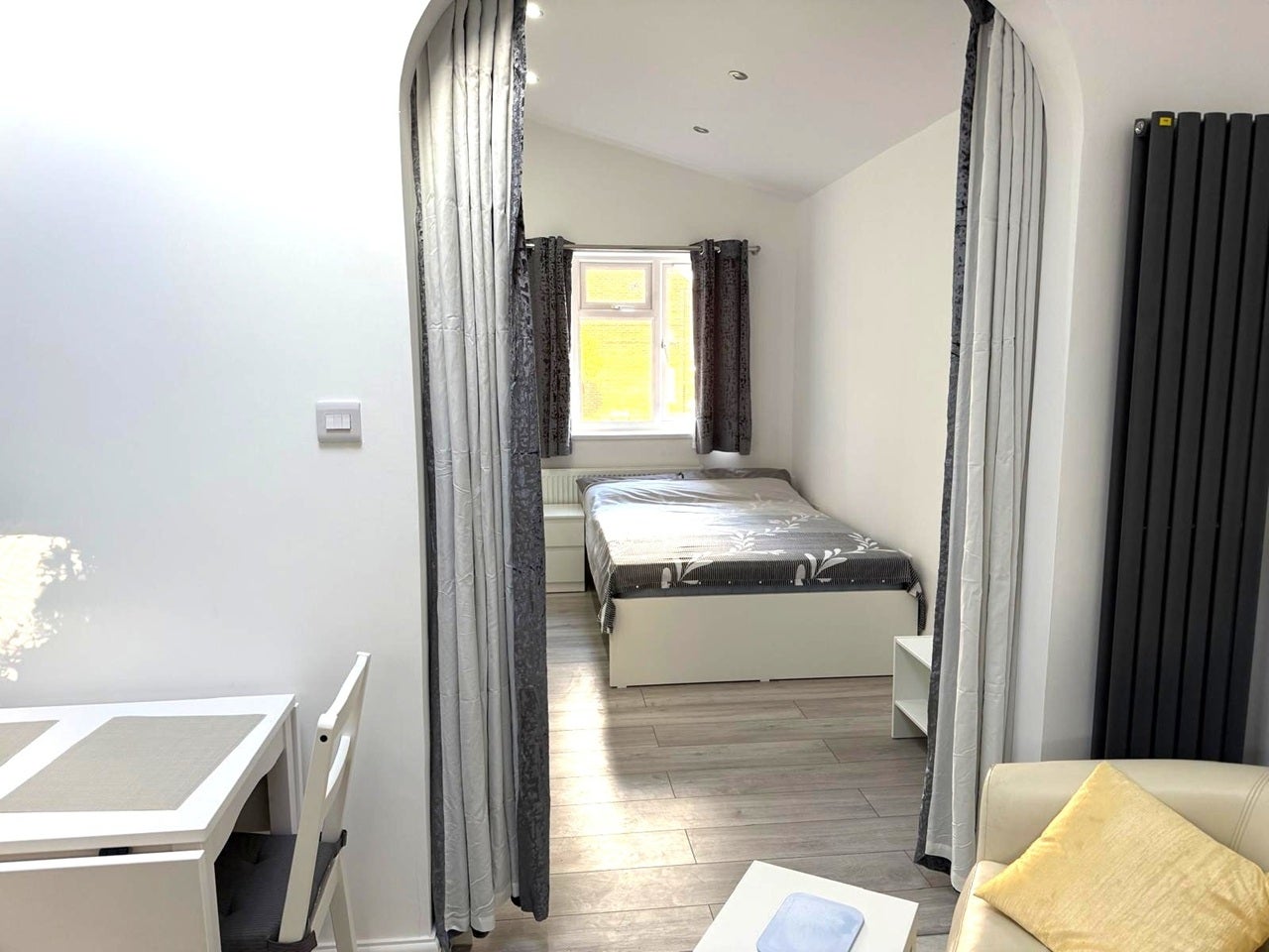 Flat Charlesfield in Greater London