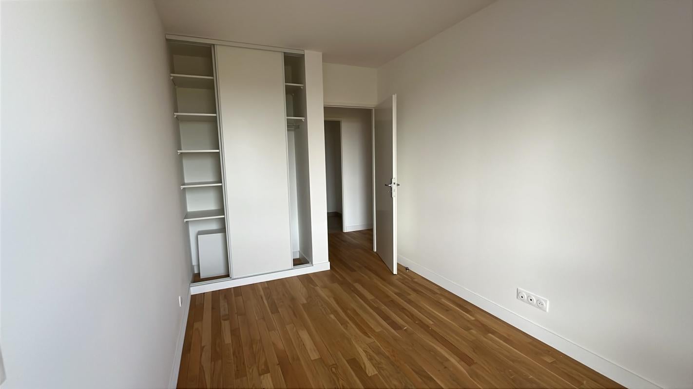 Flat Boulevard Charles de Gaulle in Colombes