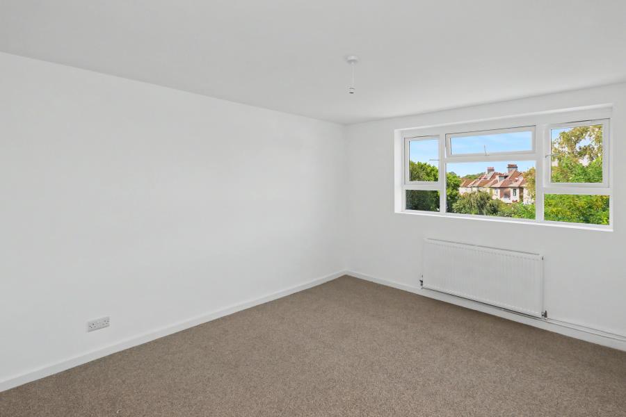 Flat Surbiton Road in Greater London