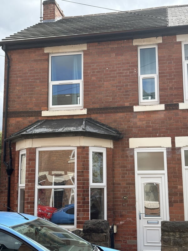 Room Querneby Road in Nottingham