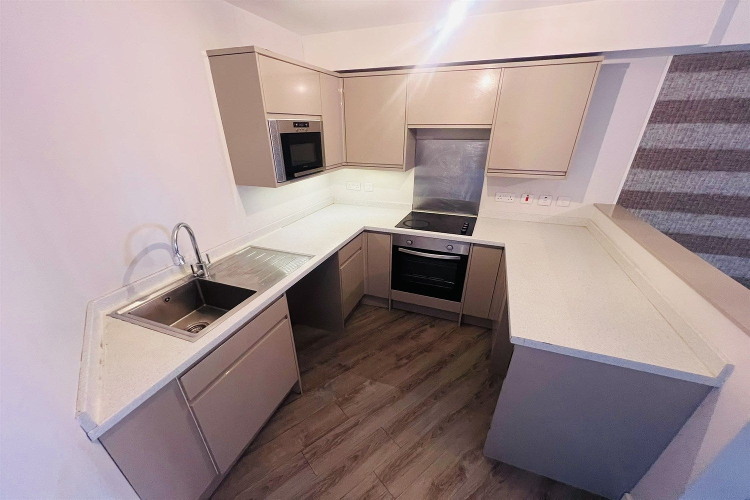 Flat Leigh Road in Southend-on-Sea
