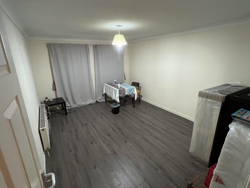 Room Yorkhill Parade in Glasgow