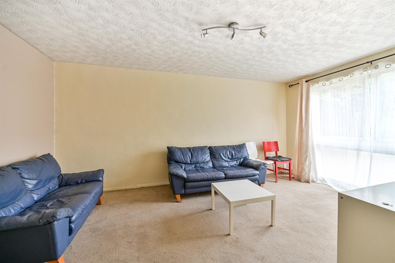 Flat Josephine Court in Reading