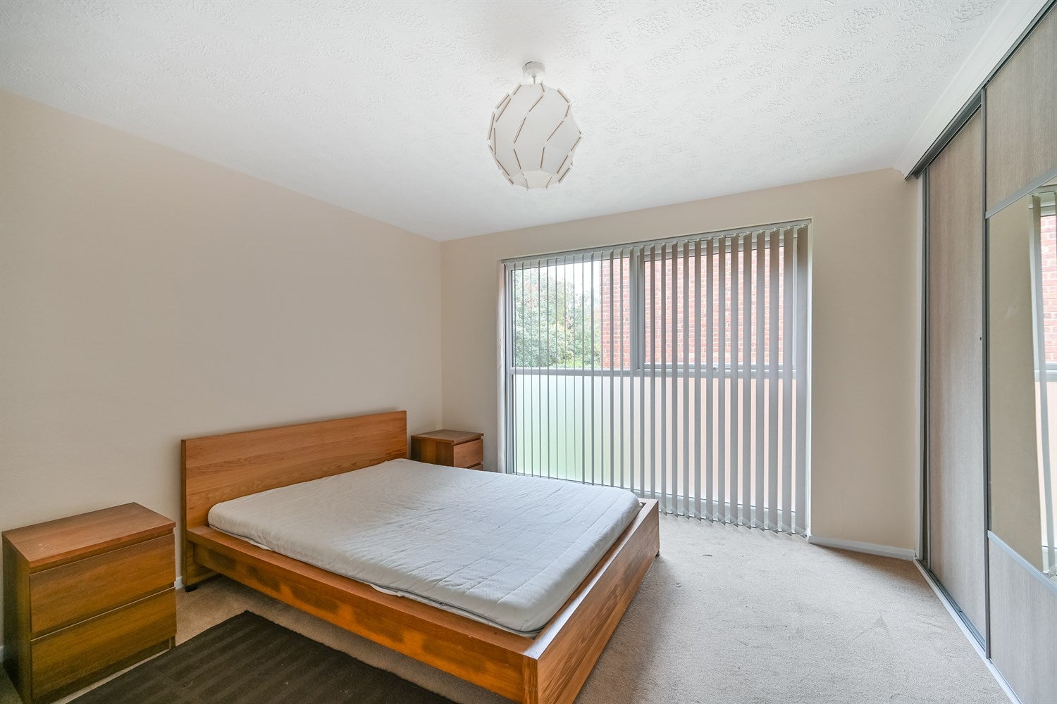 Flat Josephine Court in Reading