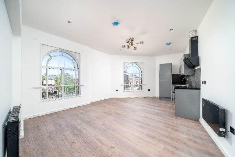 Flat Moulsham Street in Chelmsford