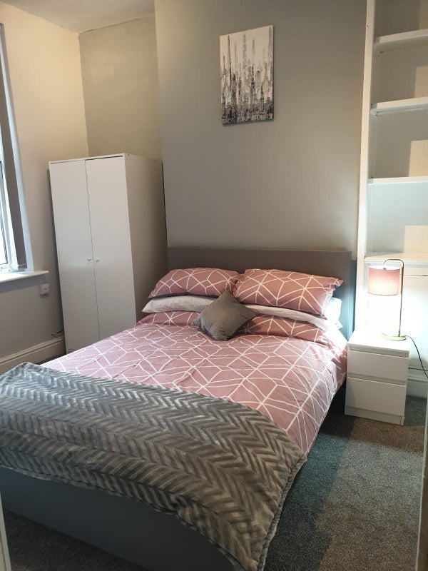 Room Eldon Street in Preston