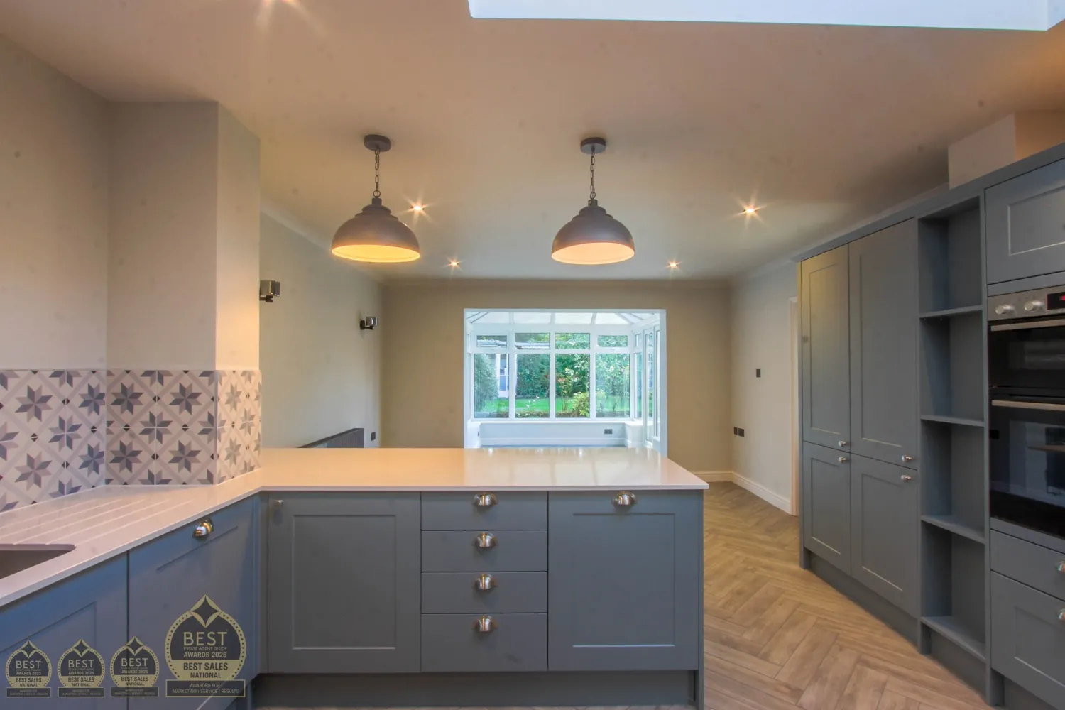 House Southam Lane in Tewkesbury