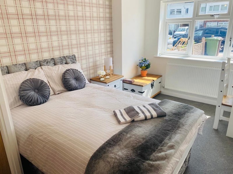 Room Yoxall Road in Metropolitan Borough of Solihull
