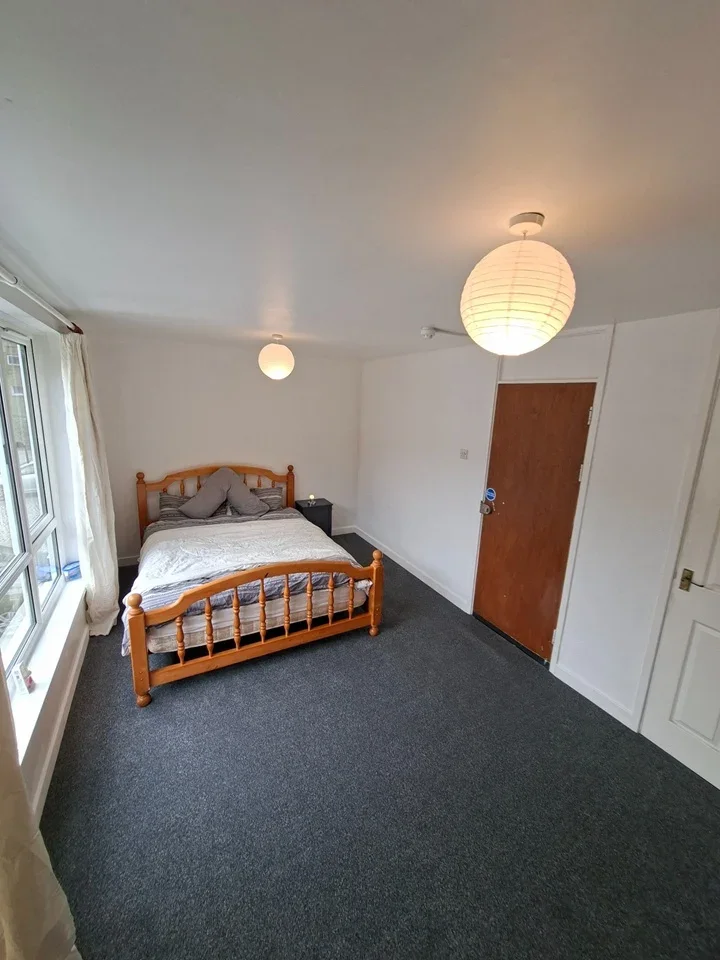 Room Morley Grove in Harlow