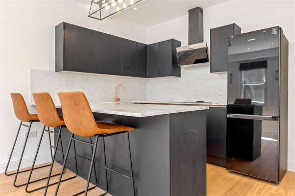 Flat Exmouth Market in Greater London