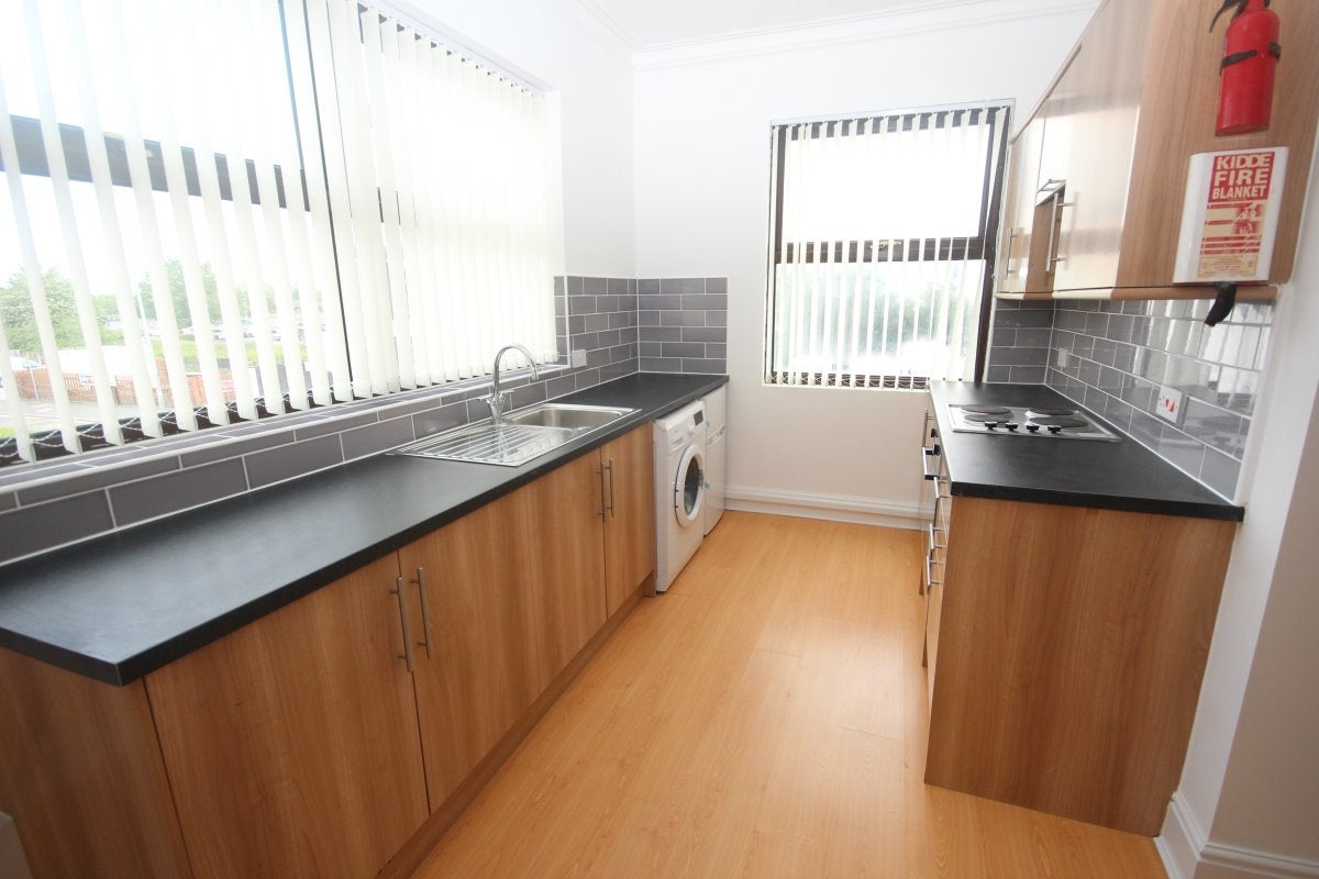 Flat Tarvin Road in Chester