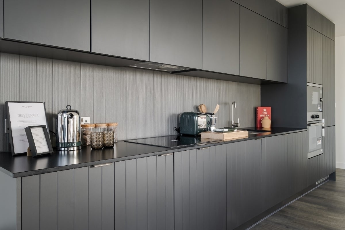 Flat Cherry Park Lane in Greater London