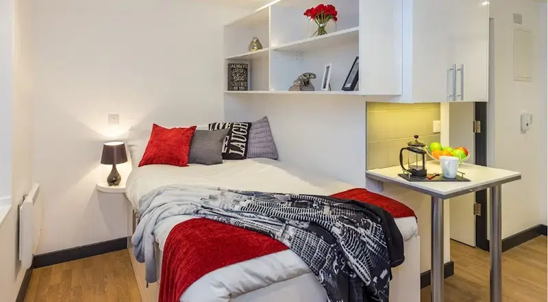 Flat Belgrave Road in Southampton