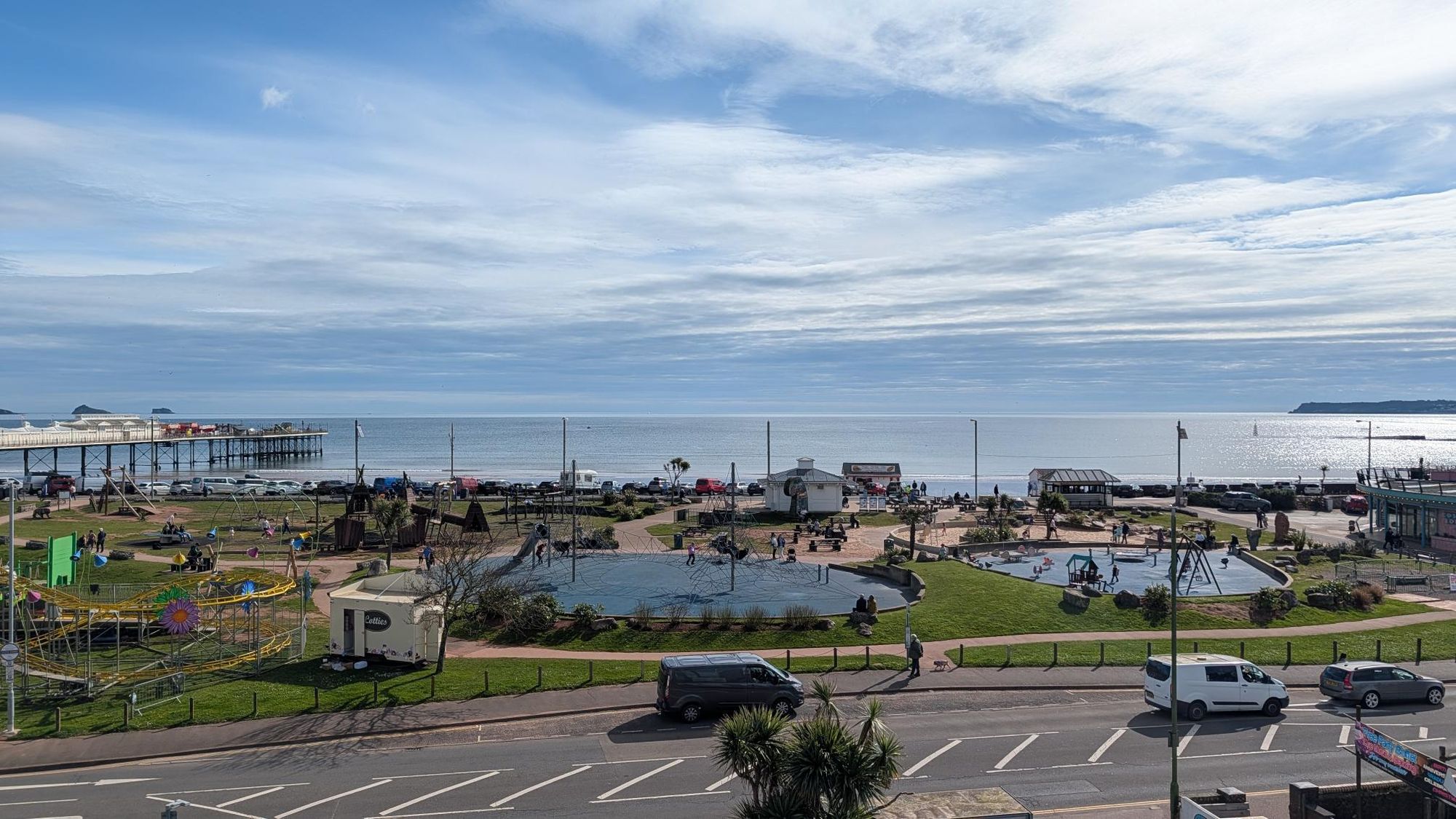 Flat Esplanade Road in Paignton