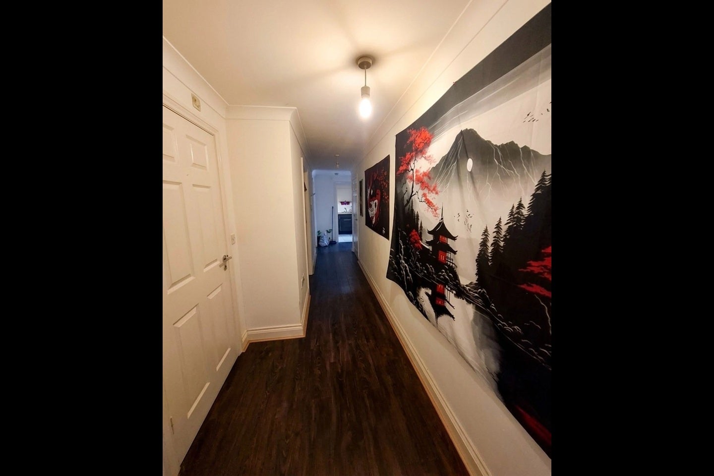Room Hatton Road in Greater London