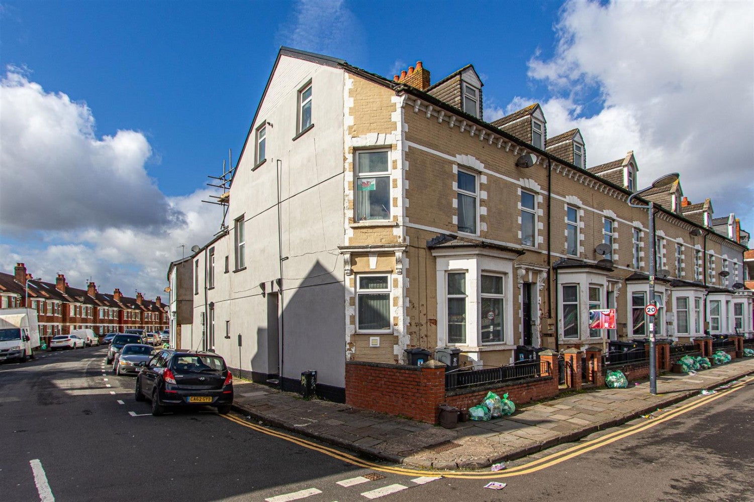 Flat Coldstream Terrace in Cardiff