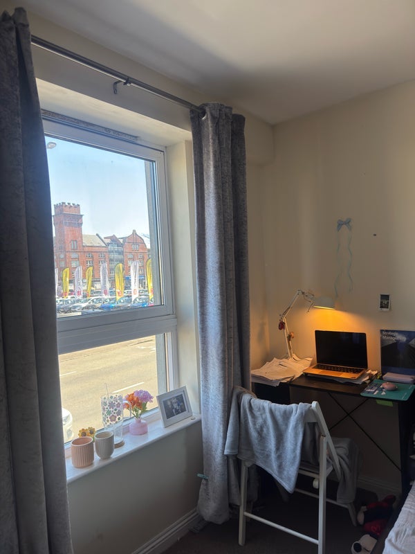 Room Wallace Street in Glasgow