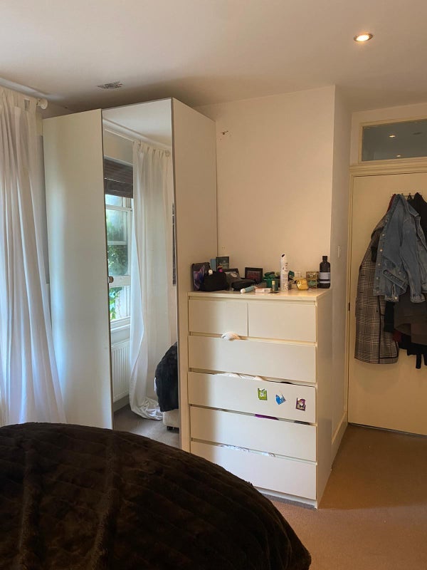 Flat Orchard Square in Greater London