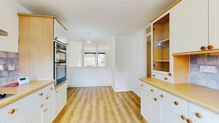 House Adel Wood Place in Leeds