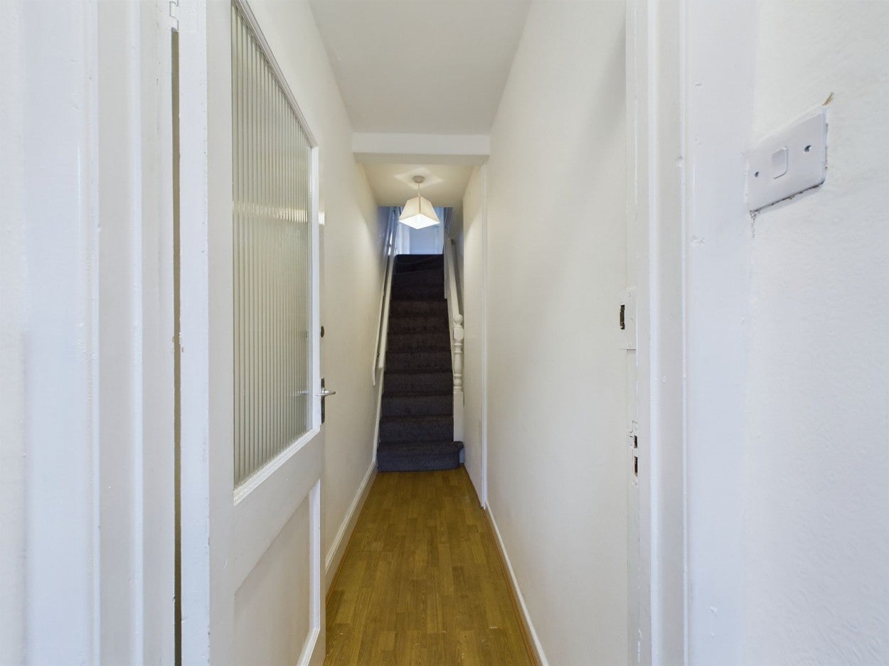Flat Park Street in Abergavenny