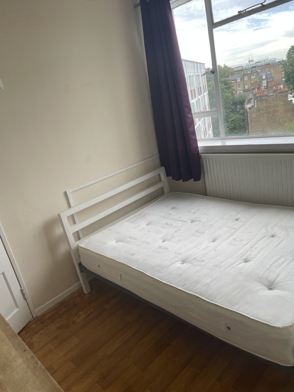 Flat Holford Street in Greater London