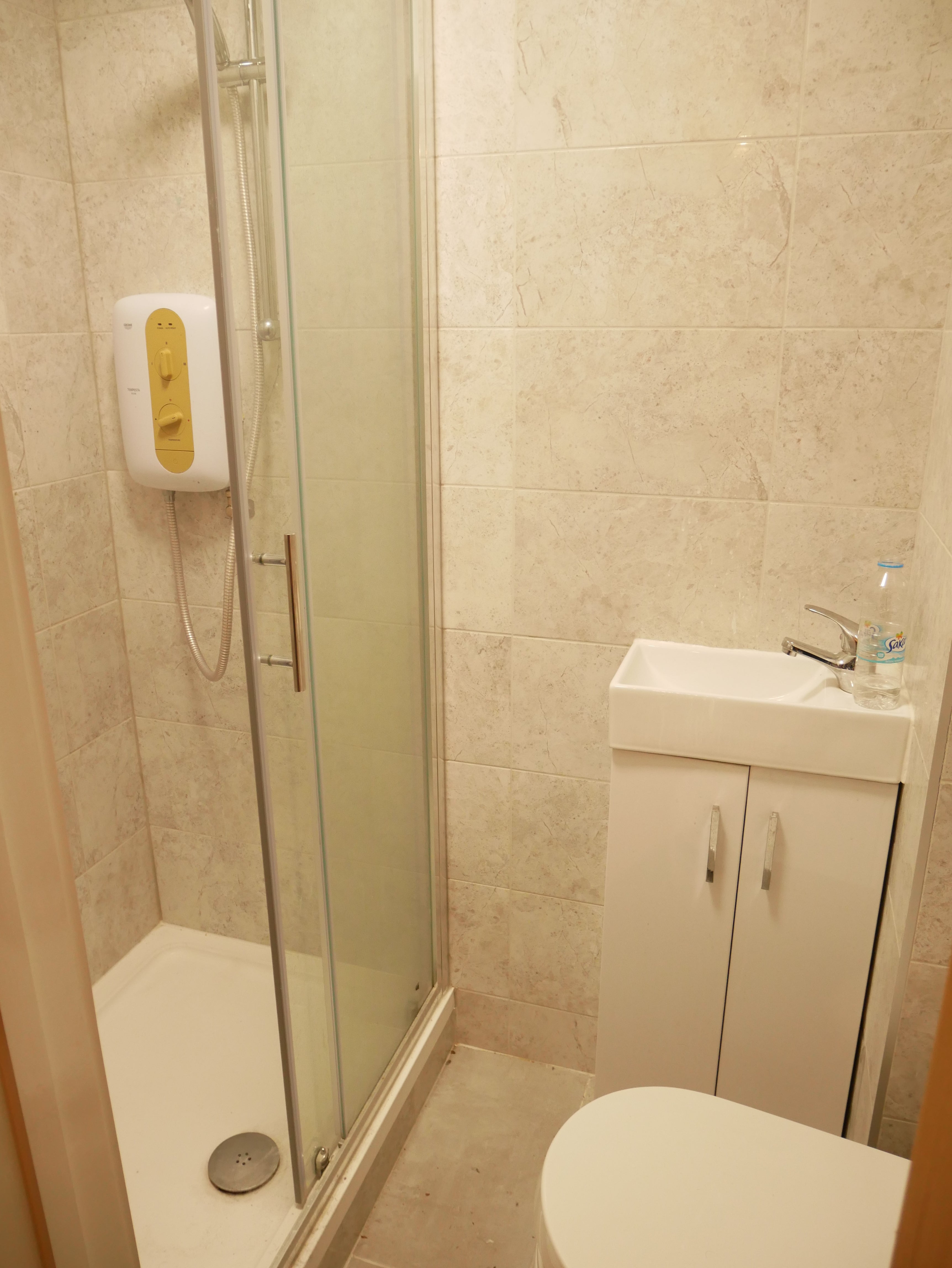 Room Northcote Avenue in Greater London