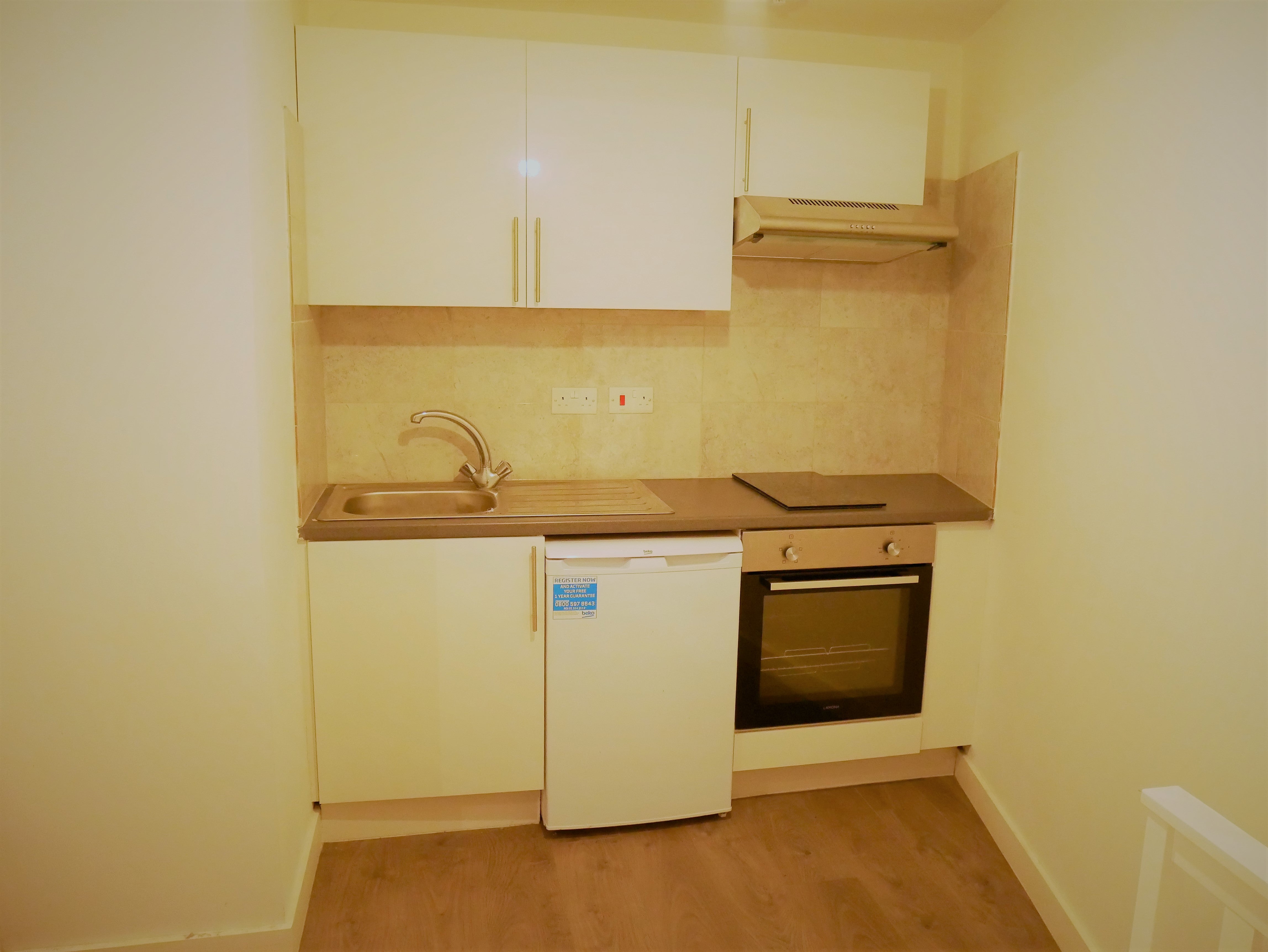 Room Northcote Avenue in Greater London