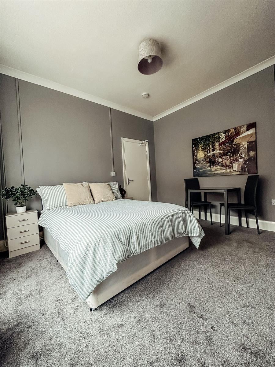 Room Tunnard Street in Boston