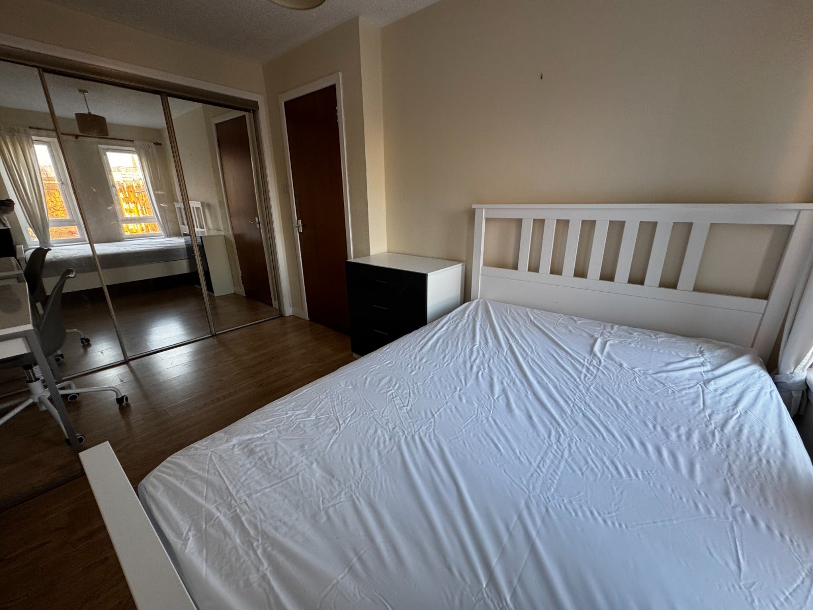 Flat Elderslie Street in Glasgow