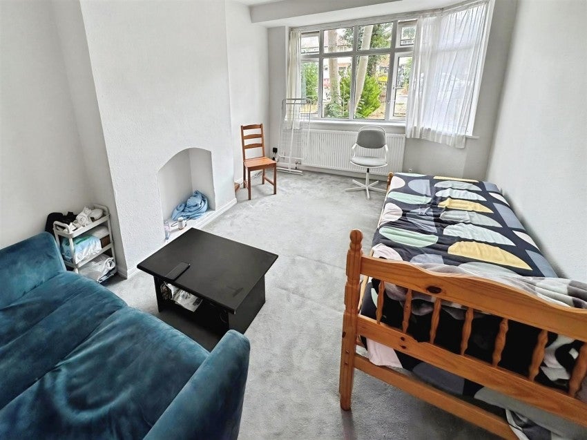 Flat Methuen Close in Greater London