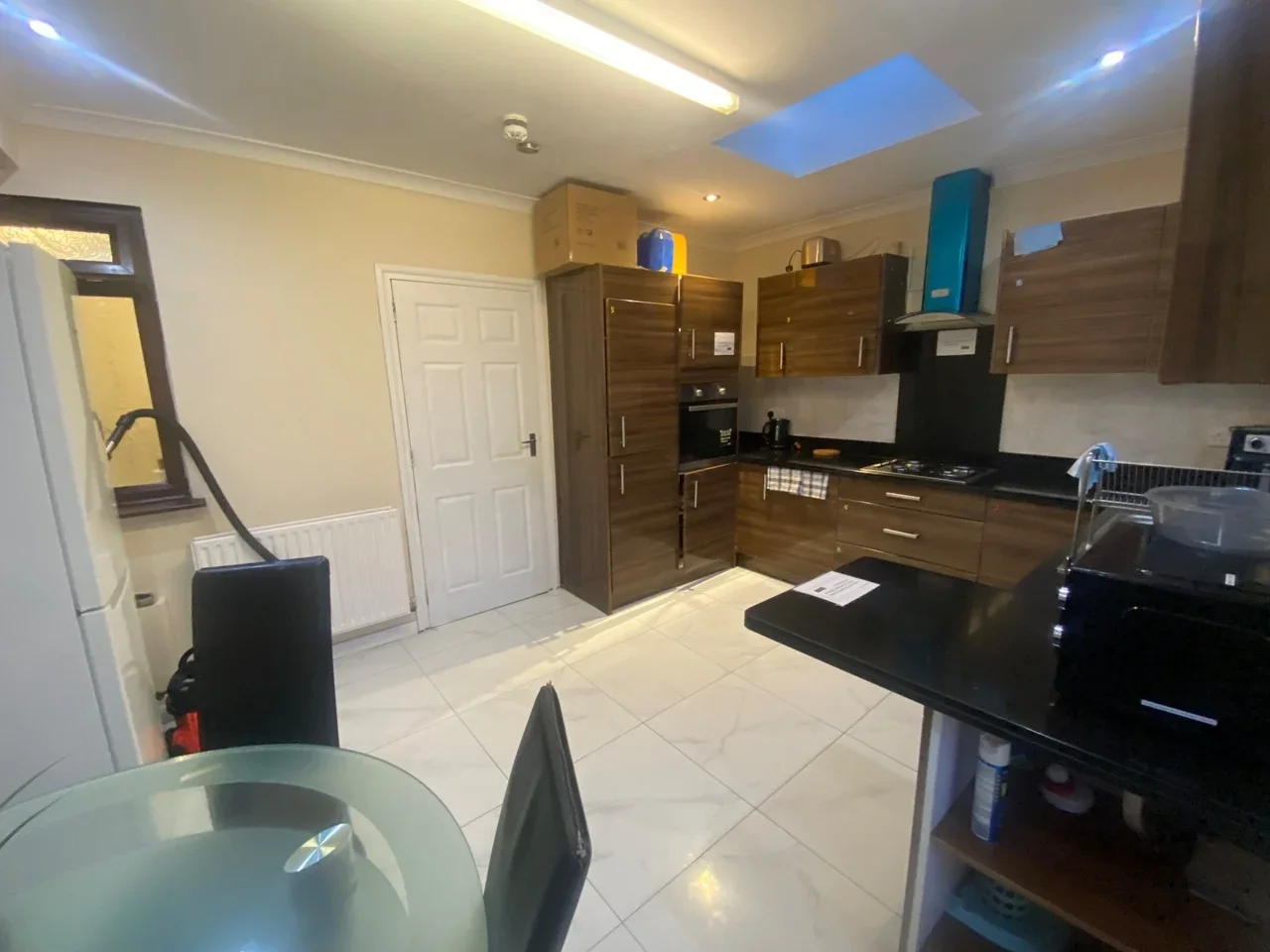 Room Scarsbrook Road in Greater London